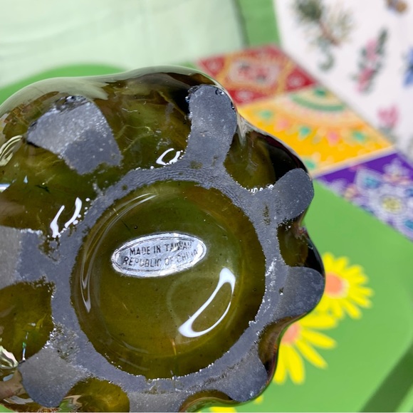 Smokey Glass Stretch Vase - Picture 5 of 6